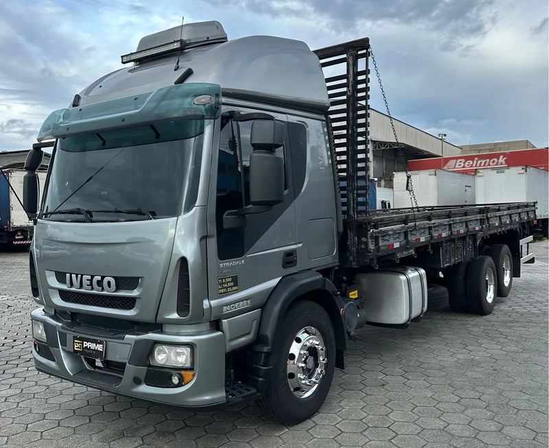 IVECO TECTOR 240E28 ANO 2014 CARROCERIA 8,50
