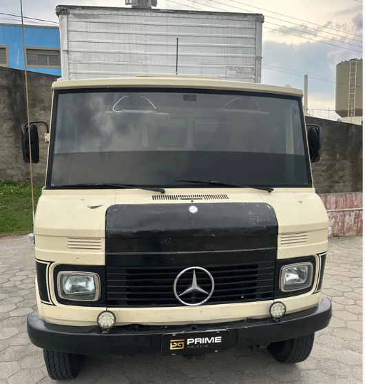 Mercedes-Benz 608 D ANO 87 BAU 4,20 METROS