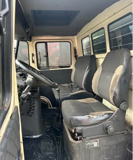 Mercedes-Benz 608 D ANO 87 BAU 4,20 METROS